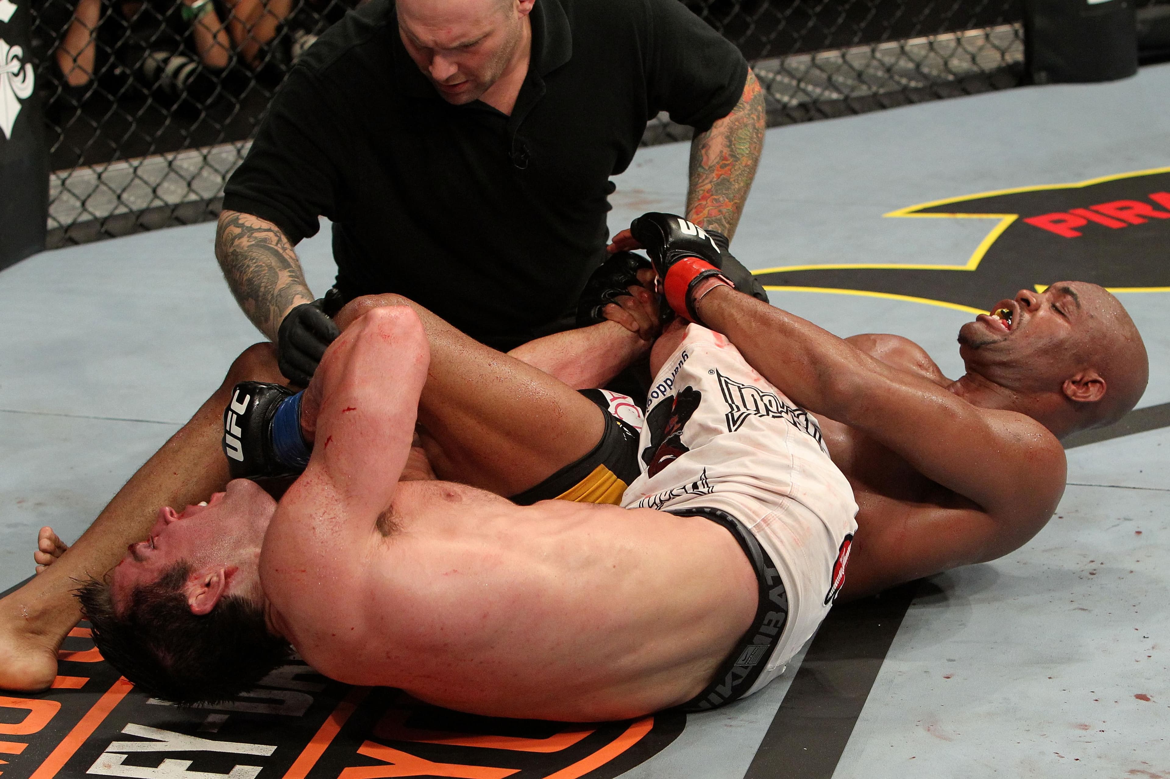 UFC 117: Silva vs Sonnen event art